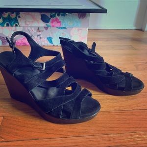Aerosoles Black Wedge Sandals